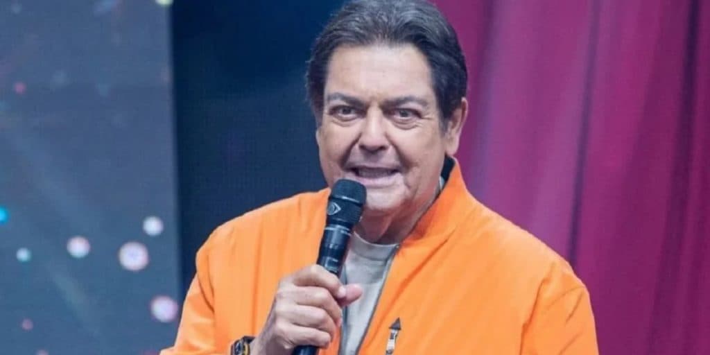 Faustão leva fórmula de ouro da Globo para a Band, explode com novidade e deixa platinada com restos