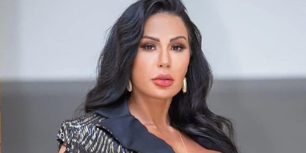 Gracyanne Barbosa e Belo celebram o dia dos Namorados