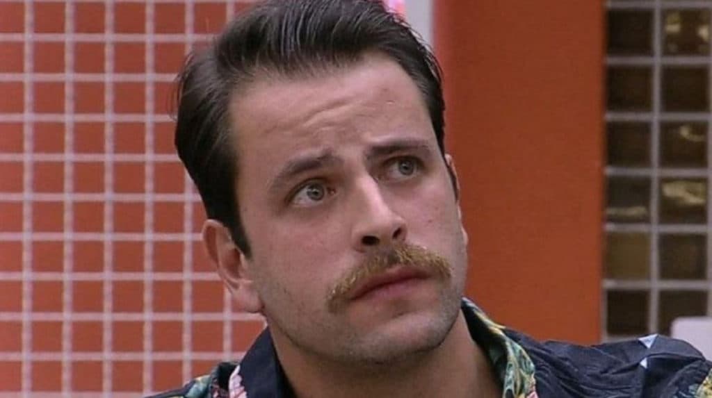 BBB22: Globo "passa pano" para Gustavo e esconde comparação do brother com Hitler sobre dominação do Lollipop