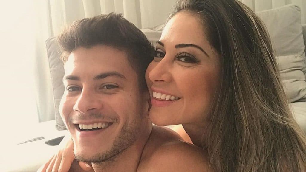 Arthur Aguiar e Maíra Cardi tomam decisão após 'BBB' e fazem comunicado em vídeo