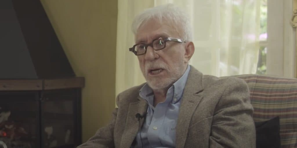 Moacyr Franco tem aneurisma cerebral revelado, cirurgia invasiva na cabeça e grave risco de morte: “15 dias”