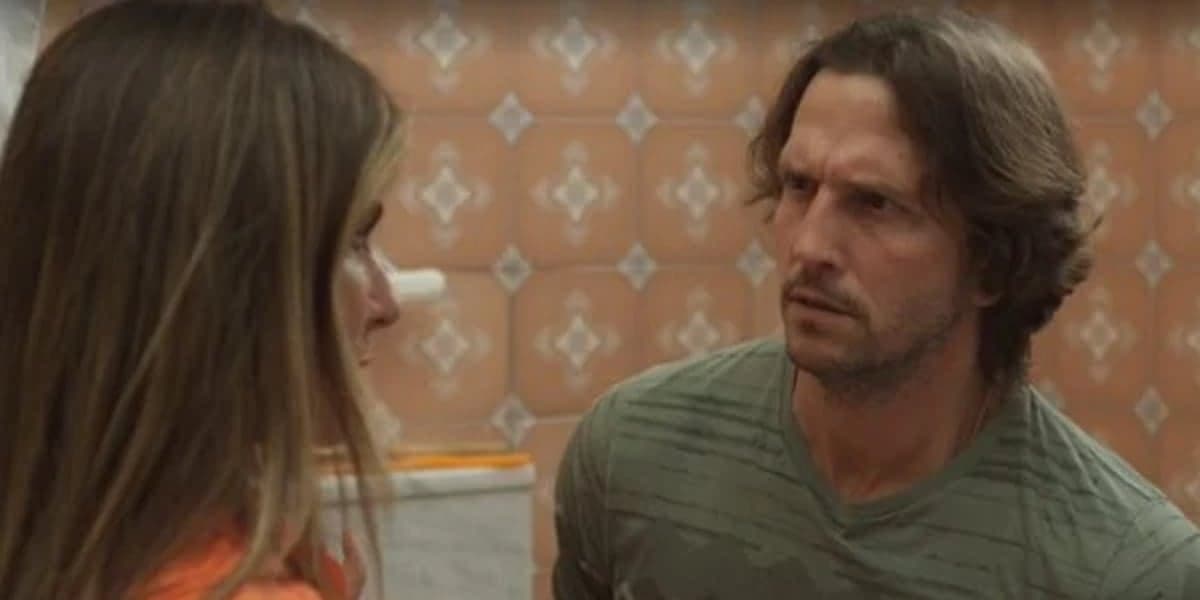 Quanto Mais Vida, Melhor!: Paula teme revelar a verdade para Flávia (Foto: Reprodução)