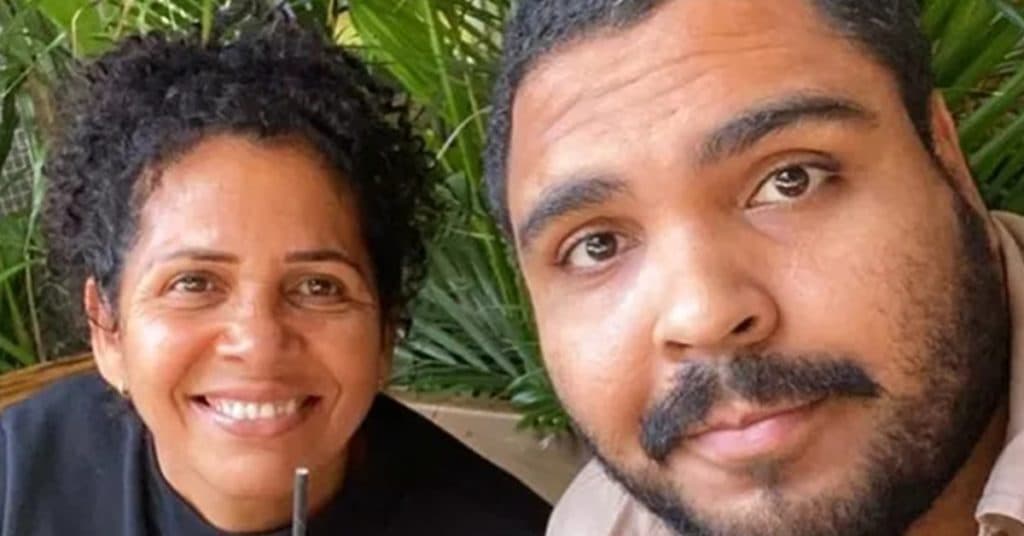 Mãe do humorista Paulo Vieira esculacha festa dos funcionários do BBB22: "Só para fumar droga"