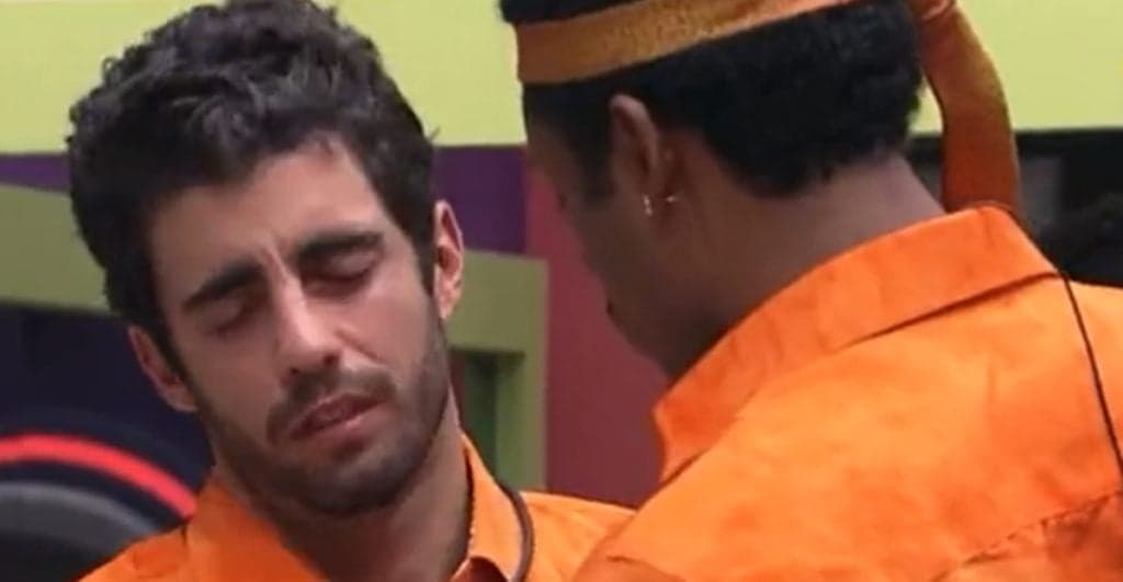 Bêbado, Pedro Scooby pressente eliminação do BBB22 e afirma que pegou sinal de sua saída: "Igual a Jessi"