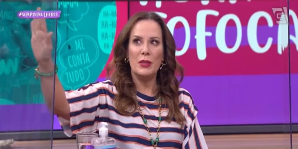 Regina Volpato se nega ser rotulada de fofoqueira, fica na defensiva e alfineta: “Não ganho pra isso”