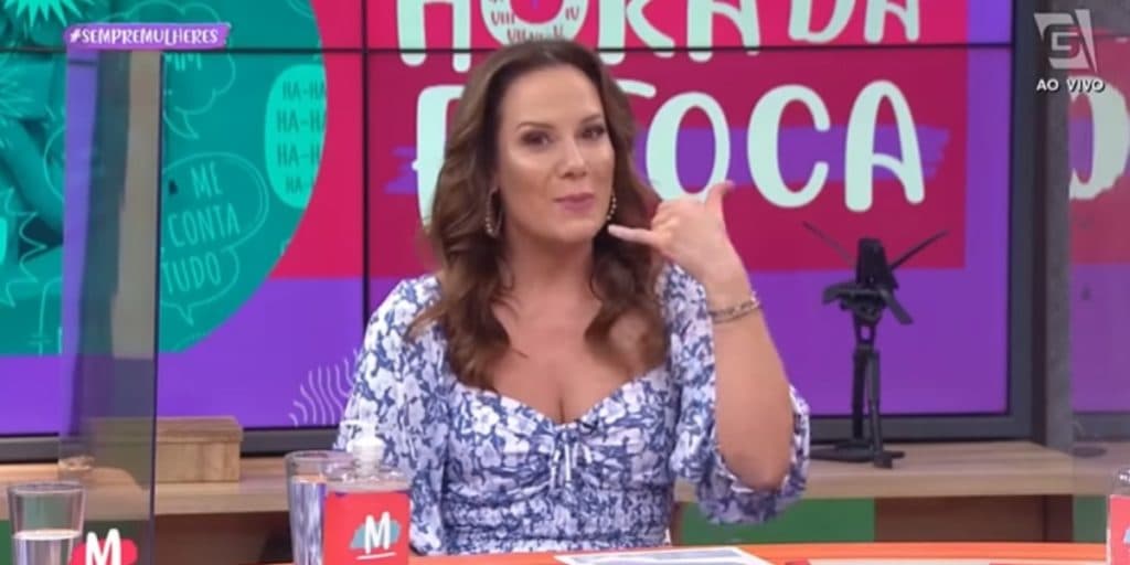 Regina Volpato, ao lado de Leão Lobo e Fefito, rasga verdade na TV e aponta inveja de colega: "Liga pra saber"