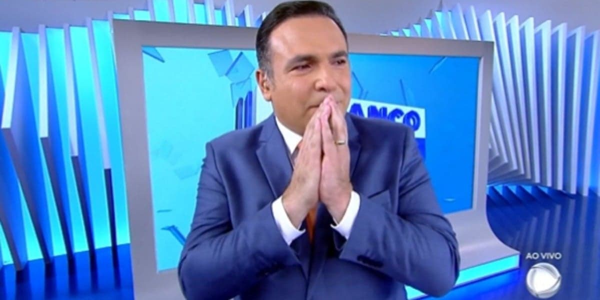 Reinaldo Gottino vai aos prantos na Record - Foto: Reprodução Reinaldo Gottino vai aos prantos na Record - Foto: Reprodução
