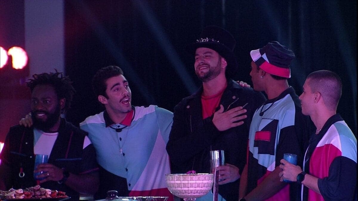 BBB22: Arthur Aguiar curtiu a festa ao lado dos aliados (Foto: Reprodução)