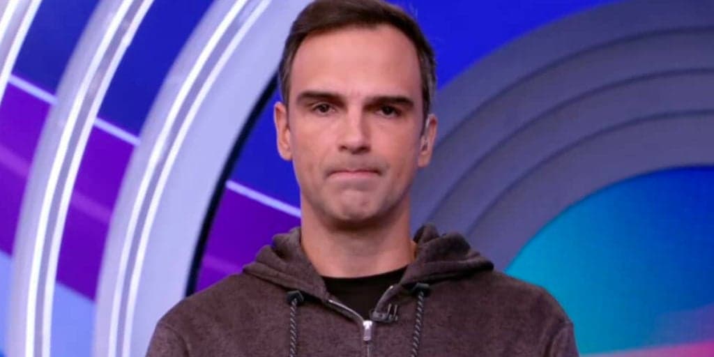 Participante do BBB 5 desmaiou durante reality e foi substituída por conta de um AVC