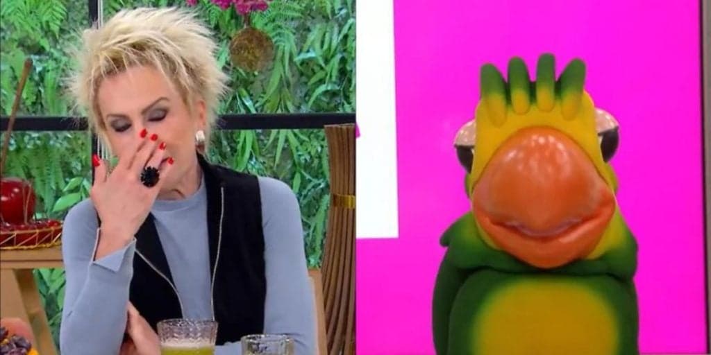 Ana Maria vai aos prantos, ignora novo mascote e manda recado para Tom Veiga: "Que saudade"