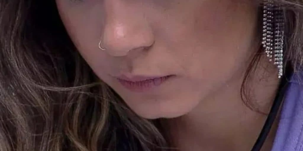 Ex-BBB é obrigada a fazer cirurgia para retirar nódulo, sofre complicações e relata: "Não recomendavam"