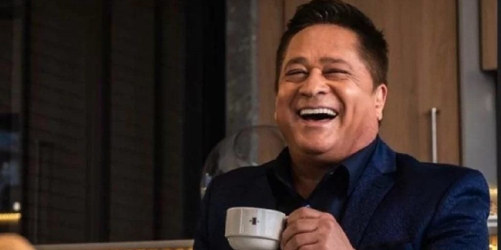"Qual é a grossura?", Leonardo tem conversa ambígua com Gusttavo