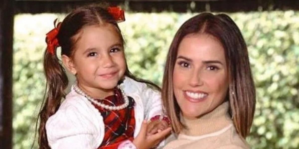 http://tvfoco.uai.com.br/wp-content/uploads/2015/05/Daniela-Mercury.jpg