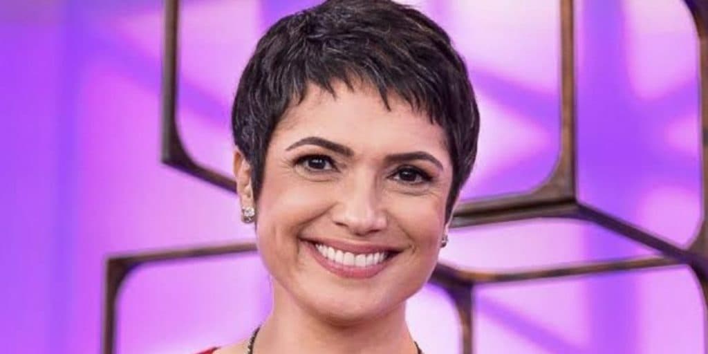 Sandra Annenberg, discreta, surge abraçada com ela em foto e confirma: Você é meu maior presente"