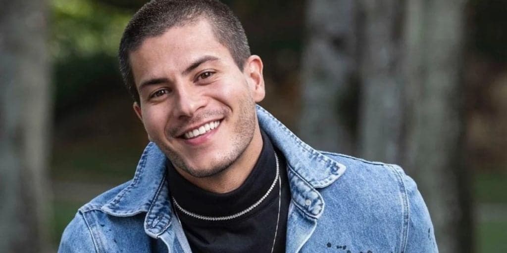 Campeão do BBB 22, Arthur Aguiar é o garoto prodígio que brilha com carreira na música e faz sucesso na TV