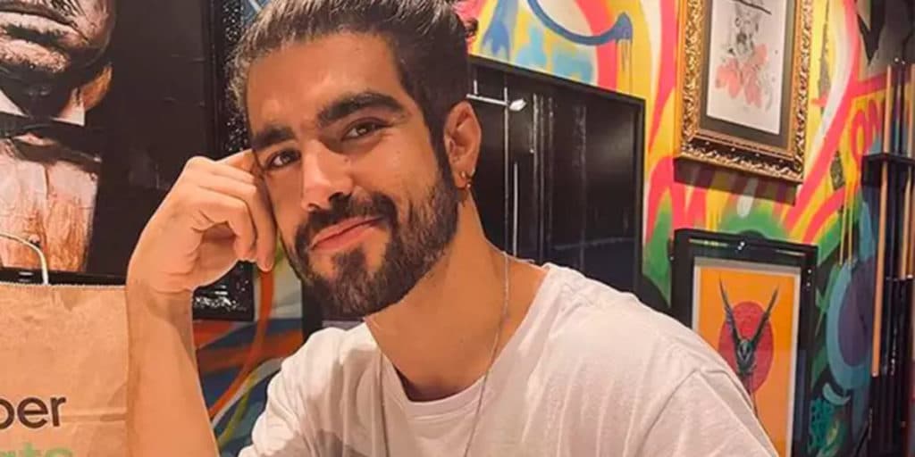 Caio Castro faz tratamento com células tronco para manter saúde: "Dor e aplicação de sangue"