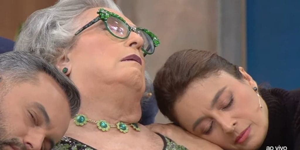 Catia Fonseca e elenco do MDT iniciam programa da Band desacordados e apavoram: "O que está acontecendo?
