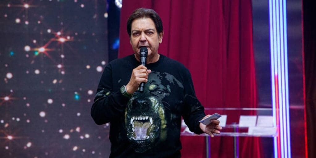 Globo acaba com Show Dos Famosos, dá cartada de mestre e traz Faustão de volta: "Não se apaga"