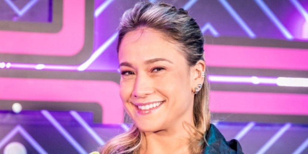 "Momento dramático", Globo arranca Fernanda Gentil da Copa, promove humilhação e demissão explode
