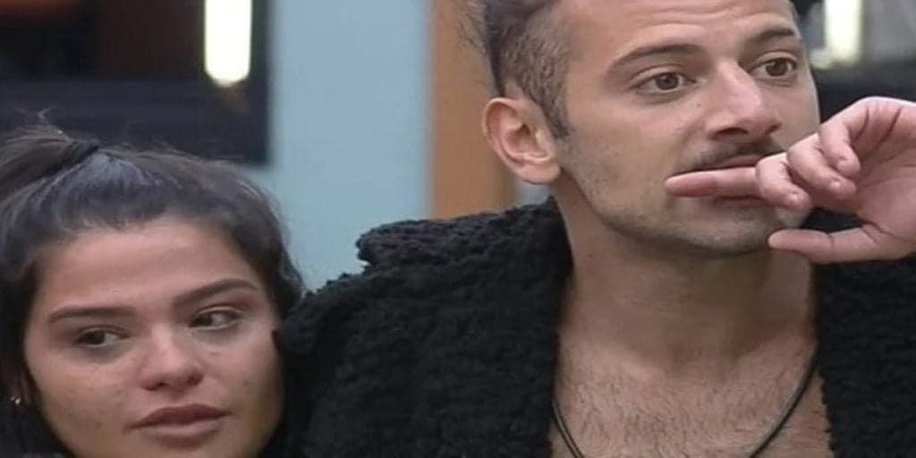 "Power Couple": Esposa de Cartolouco é agredida, Adriane Galisteu intervém e o pior acontece ao vivo