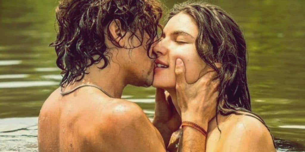 Pantanal - Juma pede beijo, transa e Jove não consegue resistir: "Quero que ocê fique aqui com eu"