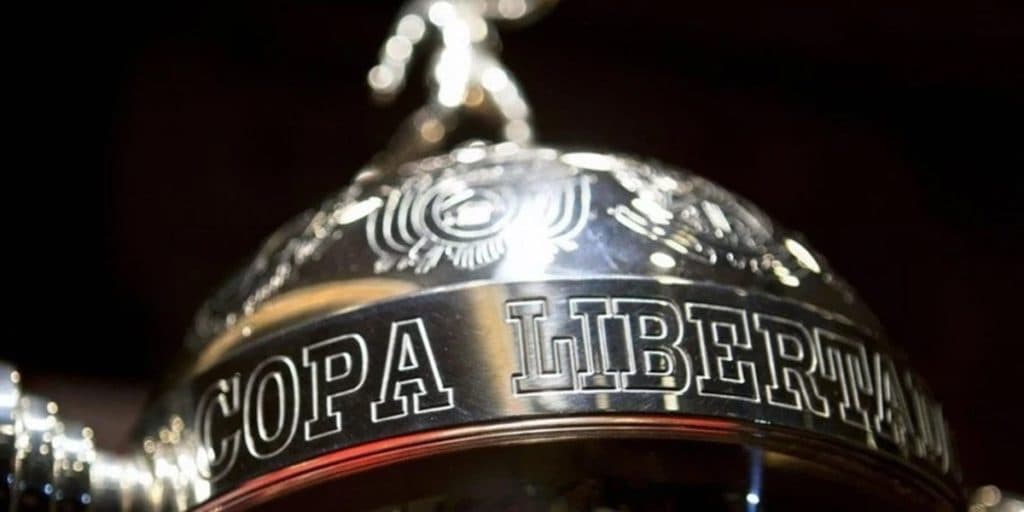 Globo dá rasteira em Silvio Santos, toma de volta a Libertadores e tira SBT de campo, após novo contrato
