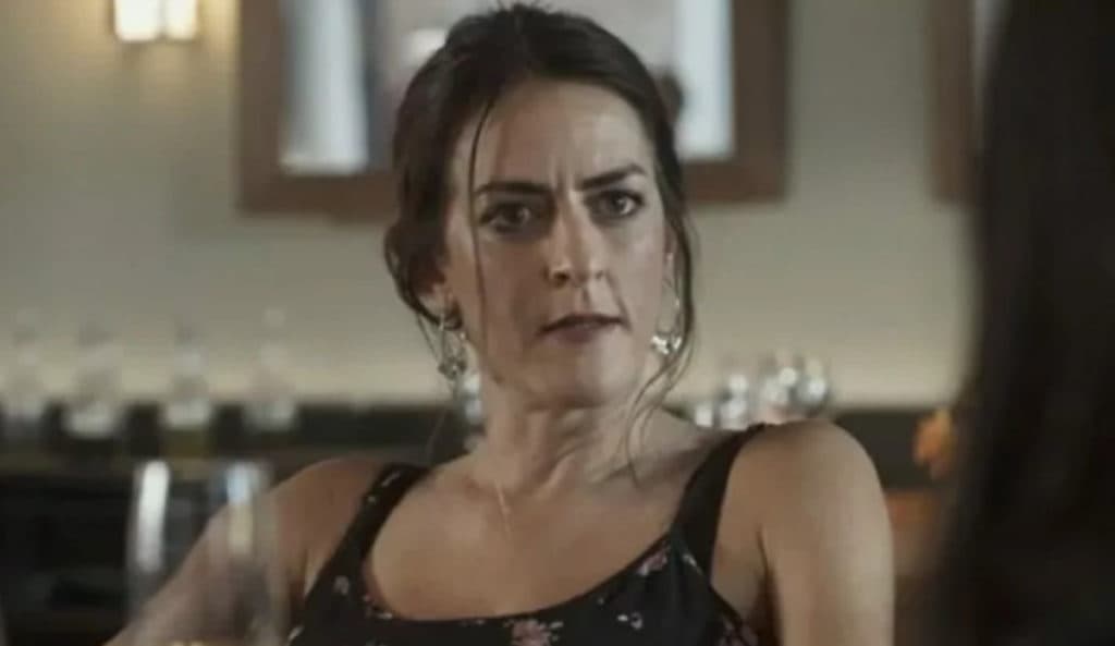 Odete é abandonada e acaba sendo presa em Quanto Mais Vida, Melhor? Saiba o final da personagem