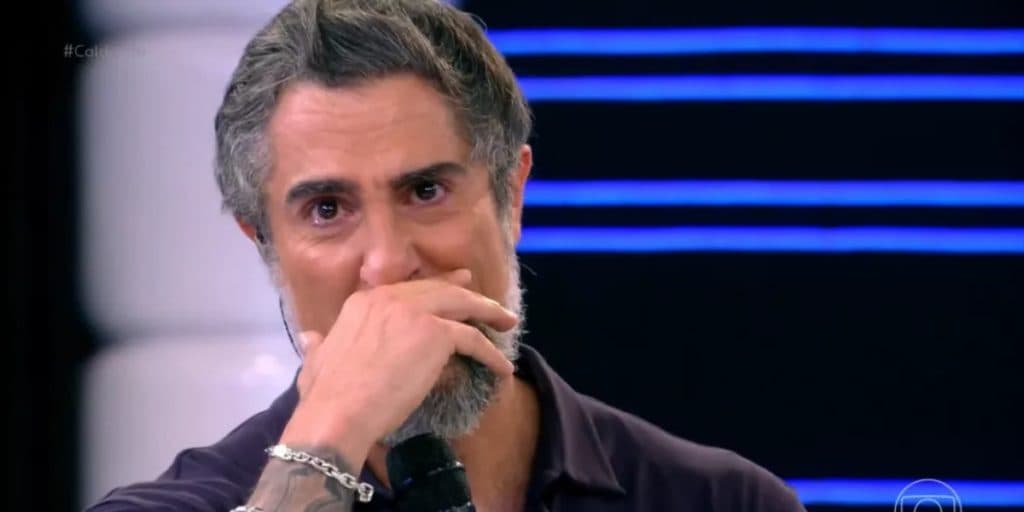 Sem querer acreditar, Marcos Mion surge devastado e confirma sua saída da Globo: "Achava que não ia"