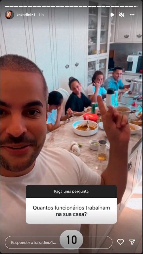 Marido de Simone expôs rotina em casa (Foto: Reprodução/ Instagram)