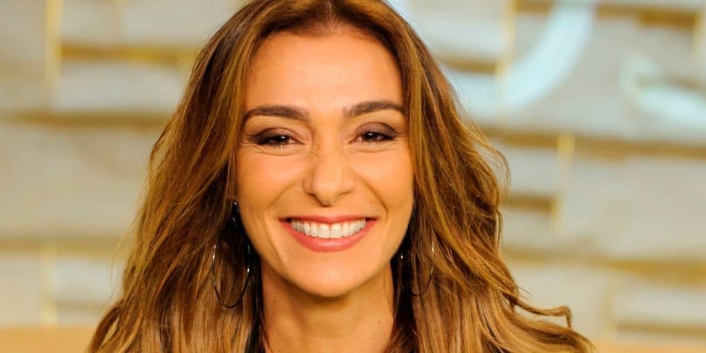 Travessia tem entra e sai na Globo, correria e dispensa de Mônica Martelli; entenda