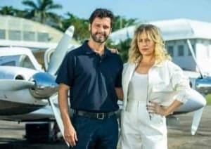  Madeleine (Karine Teles) e Firmino (Pierre Santos) de Pantanal (Foto: Reprodução / Globo)