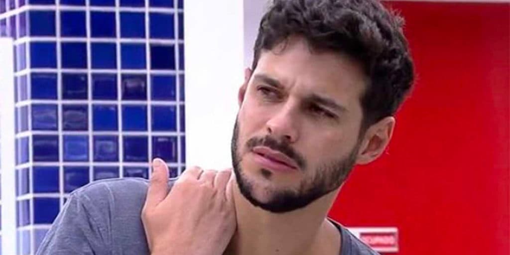 Primeira imagem do ex-BBB Rodrigo após acidente é divulgada: "Chocante"