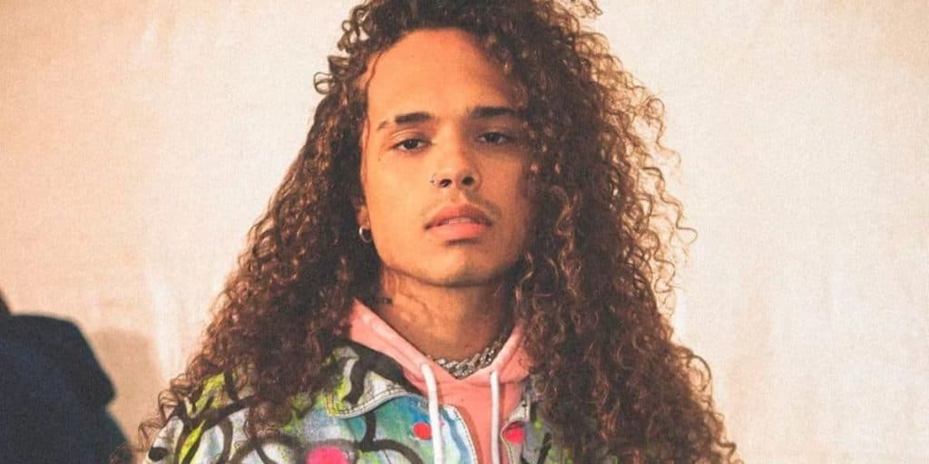 Vitão, ex de Luísa Sonza, após assumir nova sexualidade, tem foto sem cueca divulgada: "Energia"