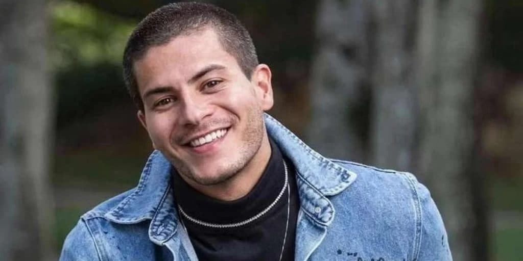 Arthur Aguiar é rejeitado pela Globo após se oferecer para ser apresentador de programa na emissora