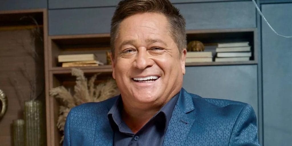 Leonardo desmorona ao falar sobre morte cruel na família e deixa Brasil em luto: "Dói"