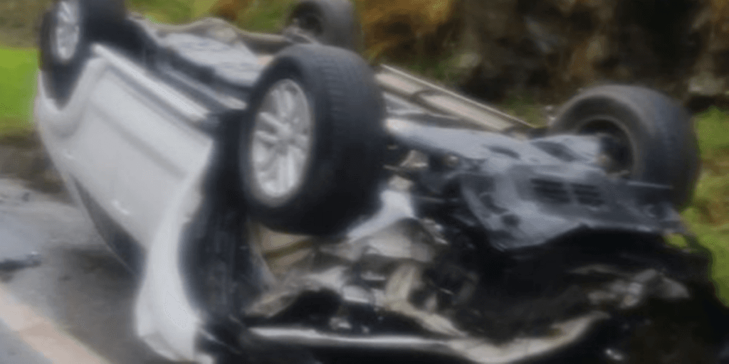 URGENTE: Estrela da música sofre grave acidente de carro durante viagem à Curitiba