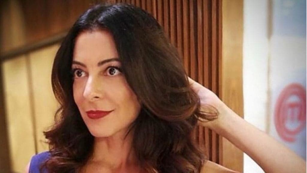 Extremamente discreta, Ana Paula Padrão assume relação e expõe com quem é casada: "Desconfiava"