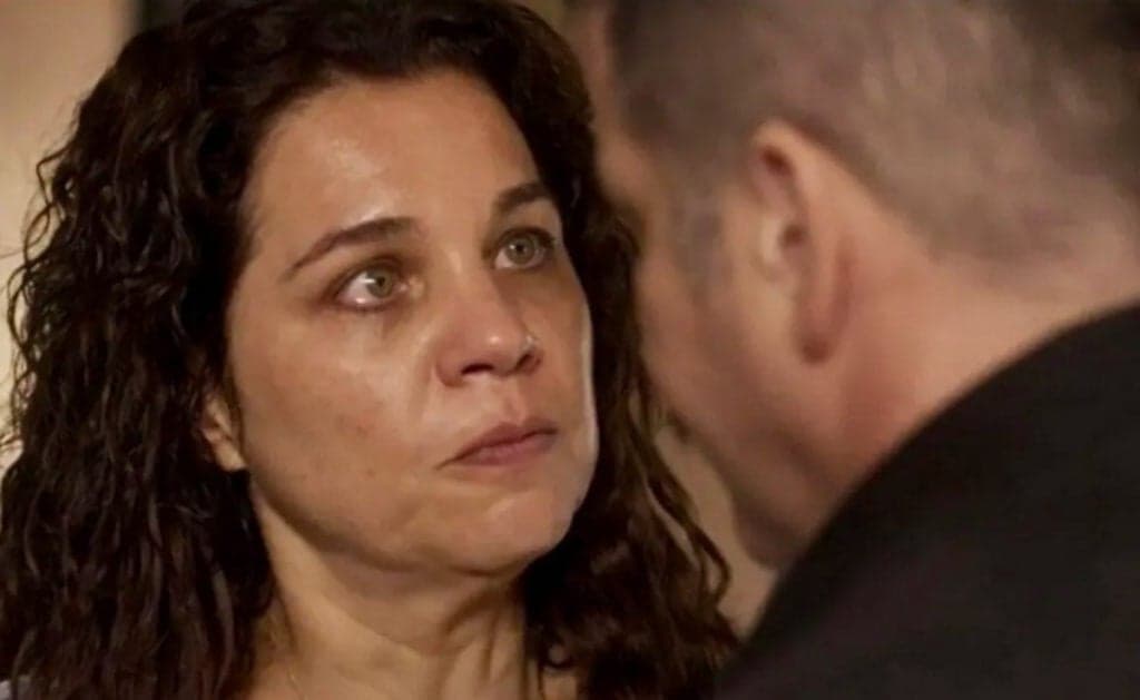 Acabou! Sentindo o chifre pesado, Tenório desmascara traições de Maria Bruaca: "Anda diaba"