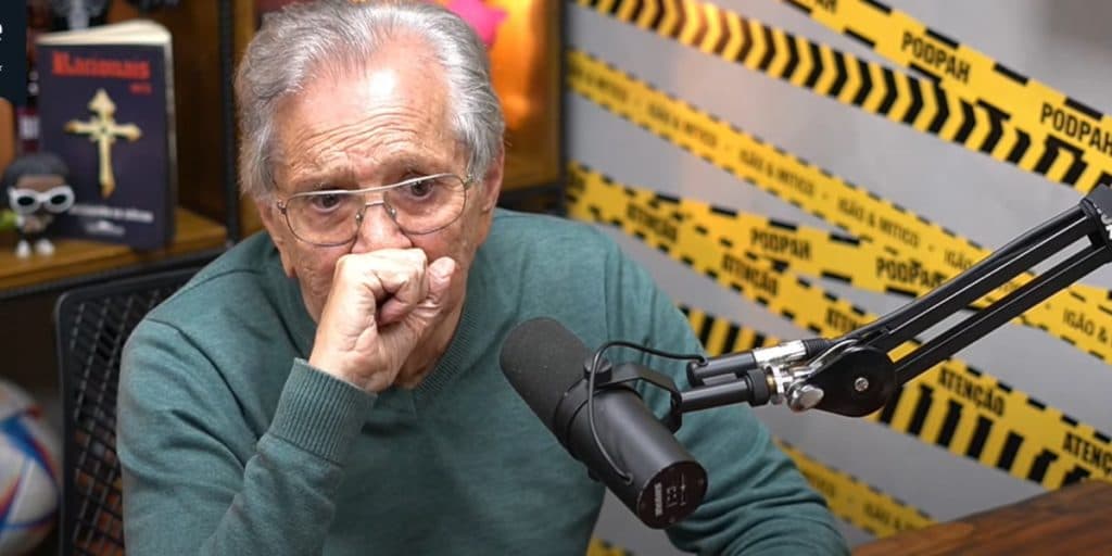 "Eu xingo ela", Carlos Alberto expõe revolta que vive dentro de casa e vê item de luxo de 12 mil ser mijado
