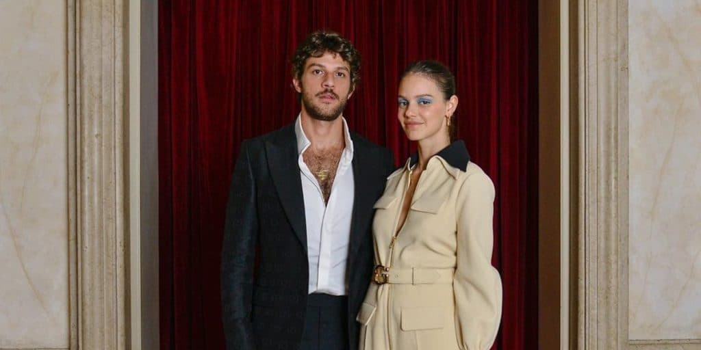 Chay Suede expõe separação de Laura Neiva, diz o que aconteceu e confessa sofrimento: “Difícil”