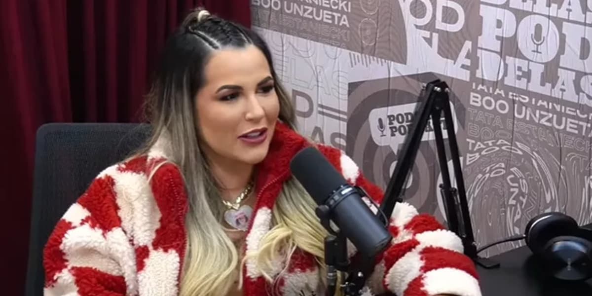 Deolane Bezerra no PodDelas (Foto: Reprodução)