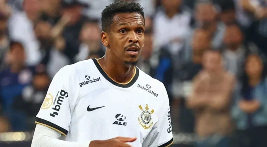 Famoso vive escândalo e Leo Dias vaza que ele engravidou a própria amante: "Um otário"