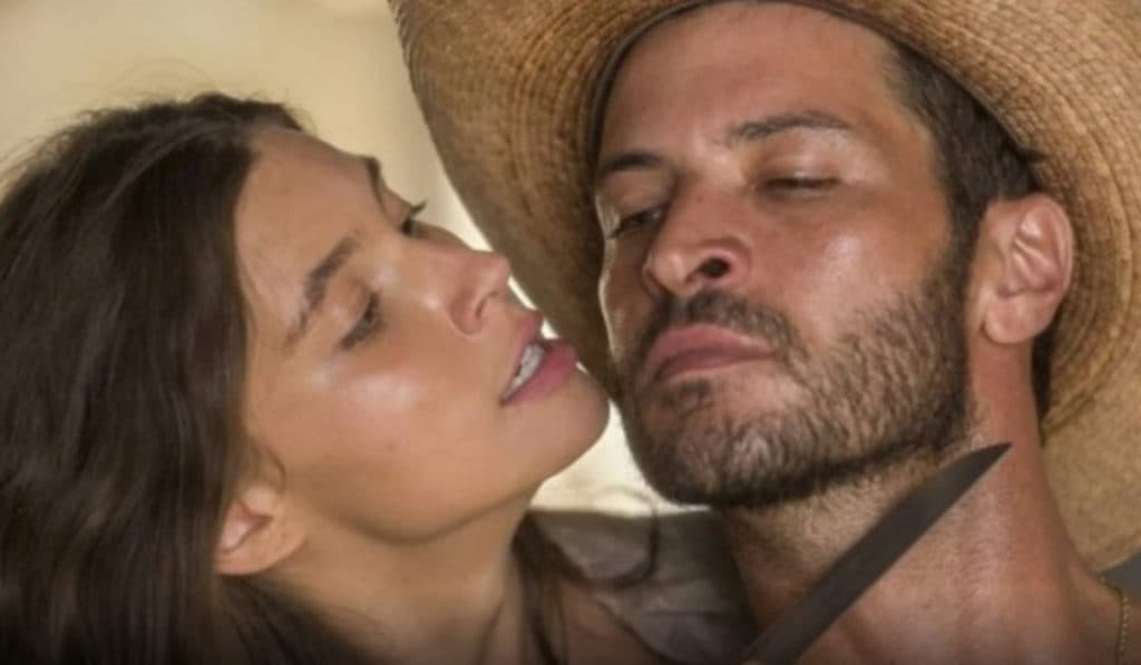 Pantanal: Antes de destino trágico, Levi fica possuído e atira em Juma: "Rastro de sangue"; entenda
