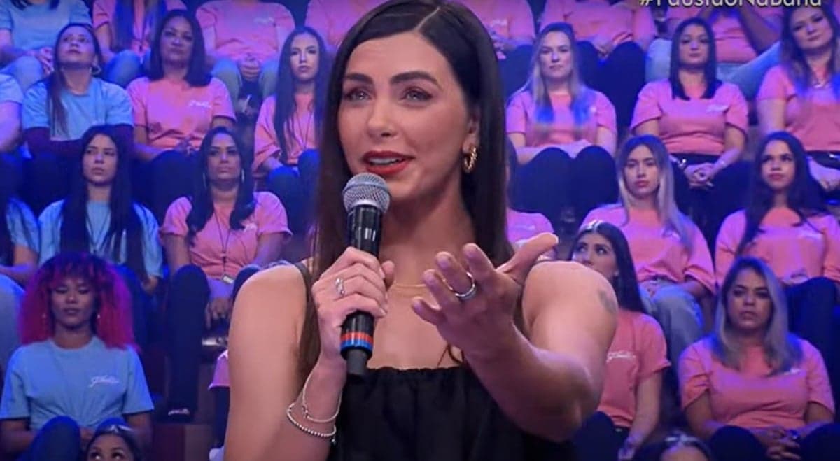 Leticia Datena no "Faustão na Band" 