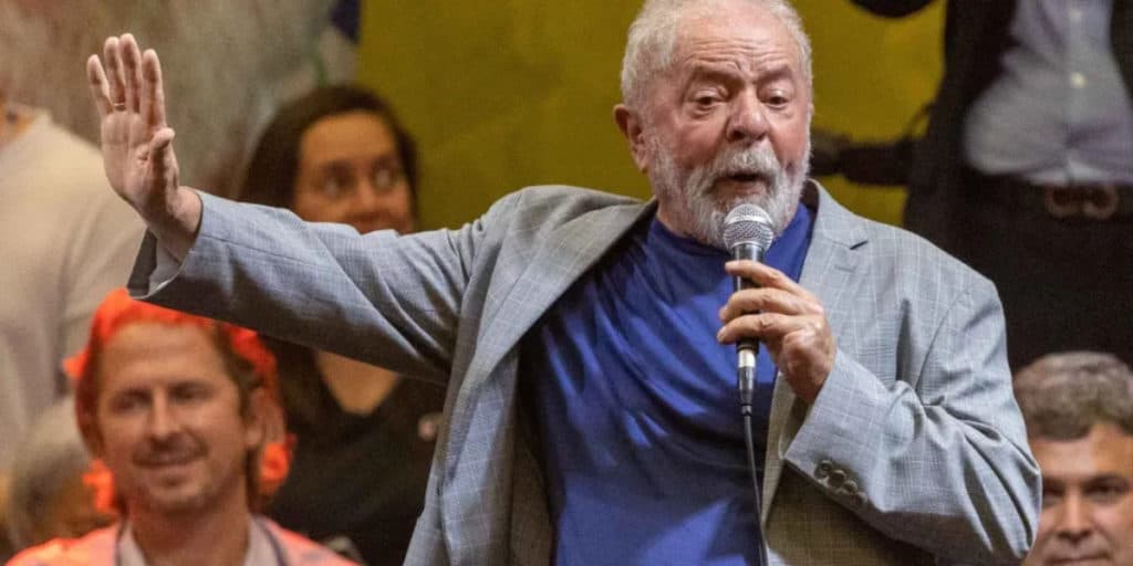 Record deixa Lula revoltado com regra escolhida para entrevista e político reclama
