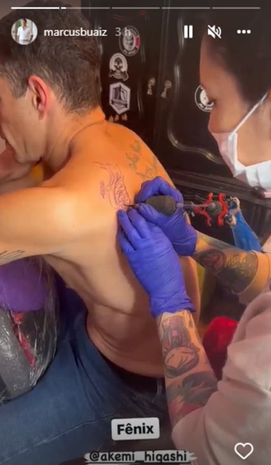 Marcus Buaiz, ex-marido de Wanessa, faz tatuagem de Fênix, animal místico que ressurge das cinzas Marcus Buaiz, ex-marido de Wanessa, faz tatuagem de Fênix, animal místico que ressurge das cinzas