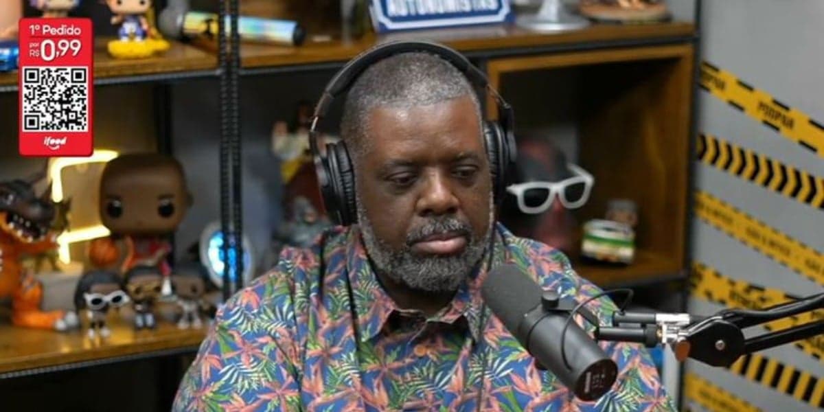 Péricles falou sobre Thiaguinho no "Podpah" (Foto: Reprodução/YouTube) Péricles falou sobre Thiaguinho no "Podpah" (Foto: Reprodução/YouTube)
