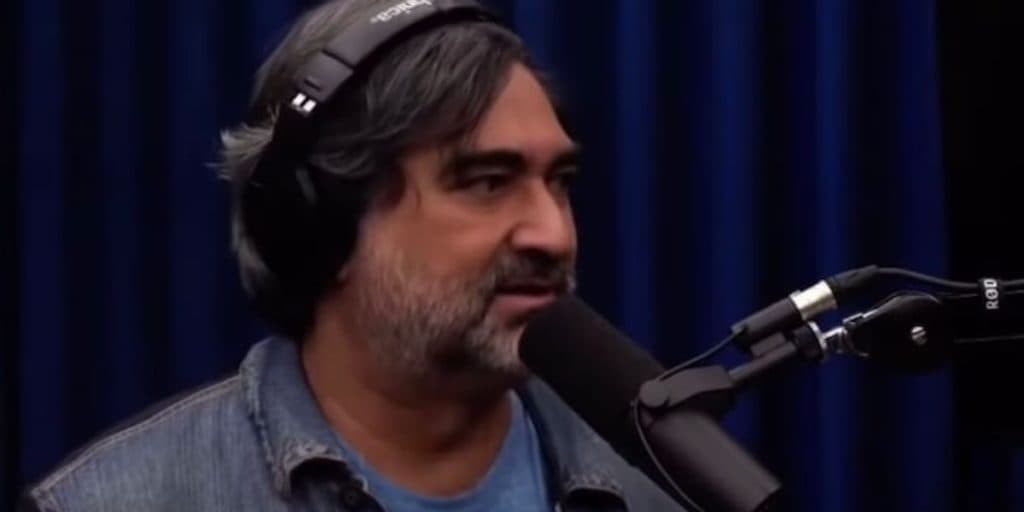 Zeca Camargo chora ao vivo na Band com o que acaba ouvindo de colega e não esconde: “Contagiou”