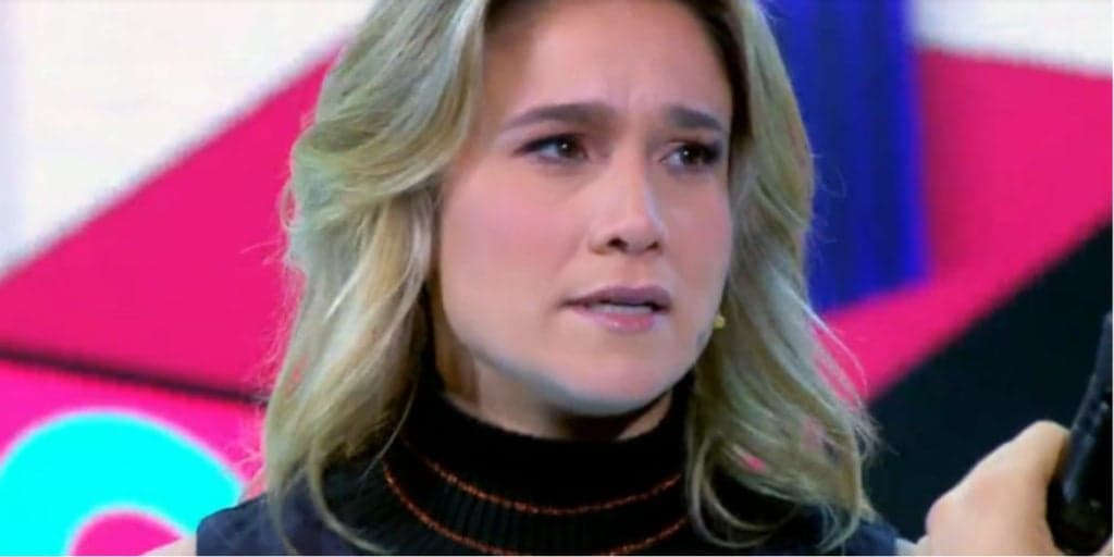 Fernanda Gentil passa mal no Caldeirão, leva mãos a cabeça e ameaça vomitar ao vivo: "Dá nojo''