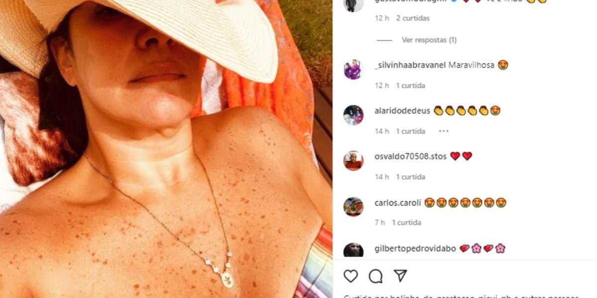 Silvia Abravanel deixa decote a mostra em micro biquíni Silvia Abravanel deixa decote a mostra em micro biquíni